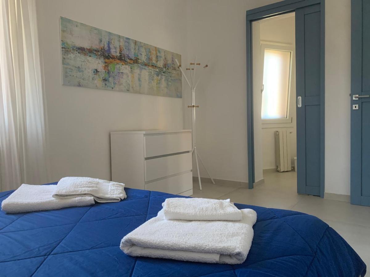 Bona Ciurrata Hotel Golfo Aranci Exterior photo